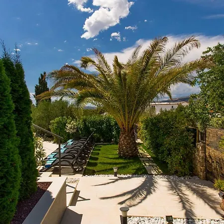 Leann Donji Okrug (Ciovo)