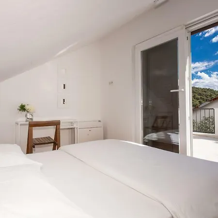 Leann Donji Okrug (Ciovo)